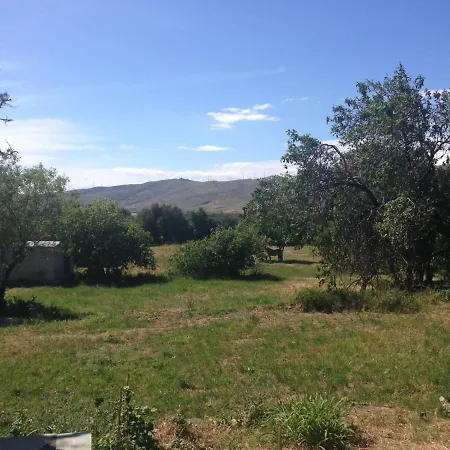 House In Xanemo * Karystos (Evia)